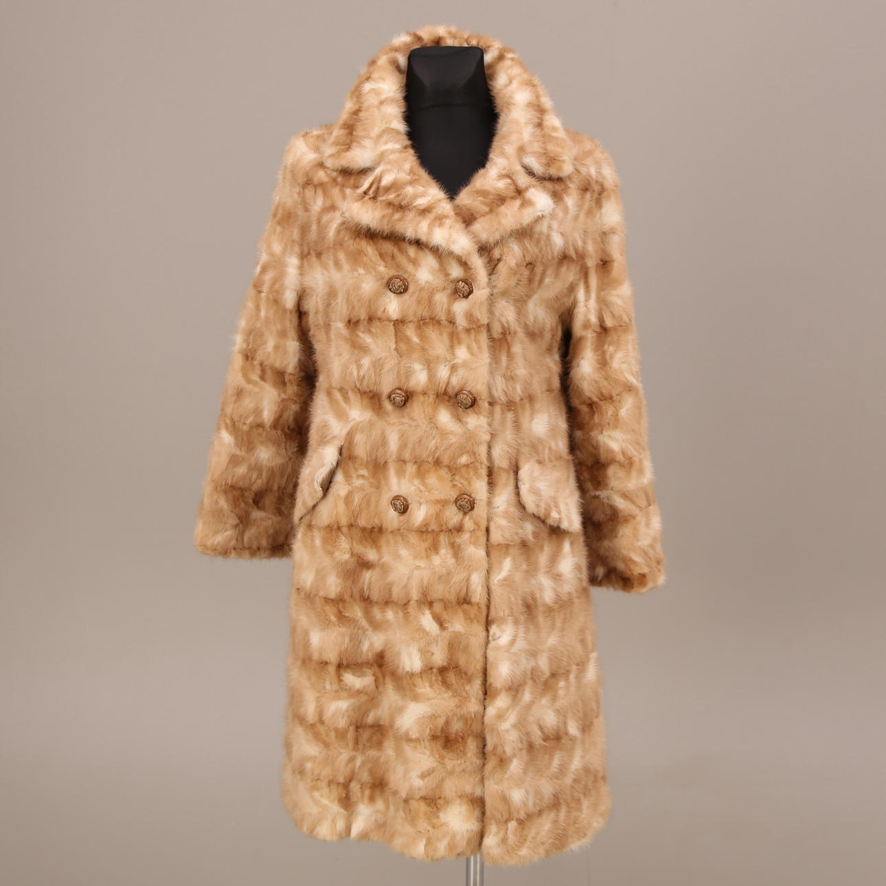 MINKPÄLS, dam, modell Linnea, storlek 38 - 100 - small, 1976.