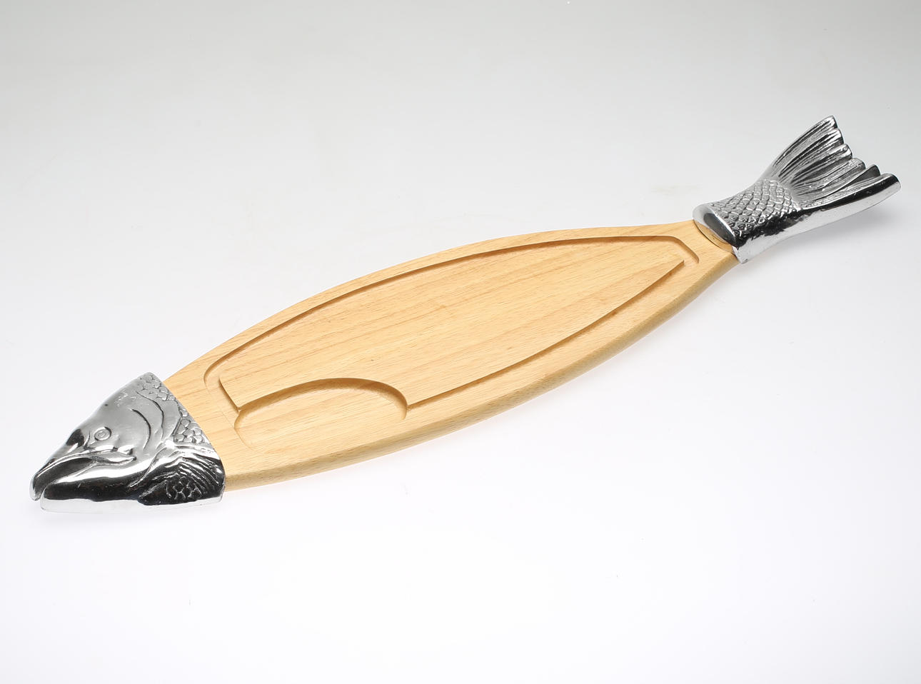 FISKFAT / SKÄRBRÄDE, trä samt vitmetall, 1900-talets slut.