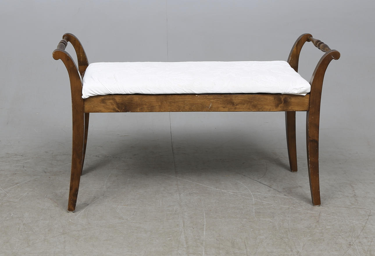 PIANOPALL, 1900-tal.