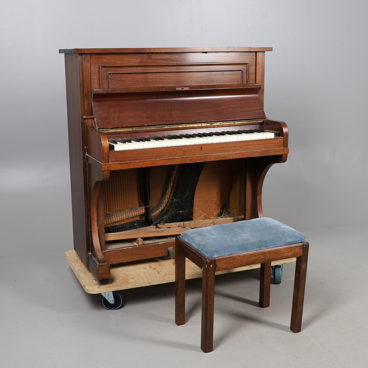 A SHIP'S FIVE OCTAVE PIANO AND STOOL. Collectables - Musical ...