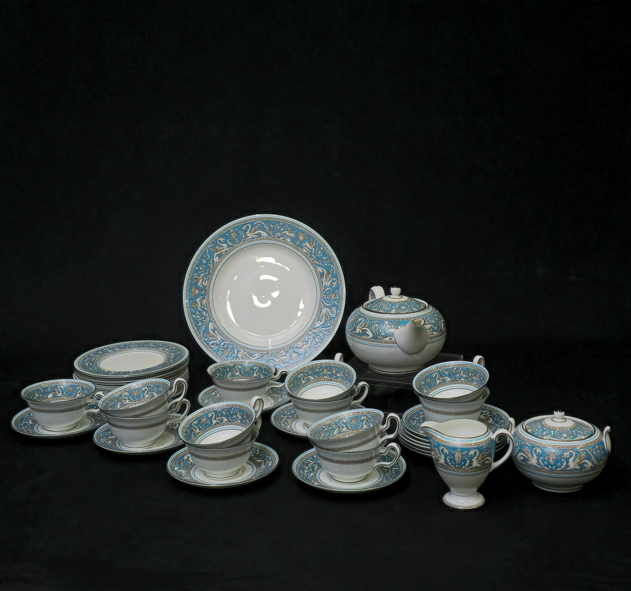 WEDGWOOD FLORENTINE TURQUOISE PORCELAIN TEA SET. DECORATED WITH GRIFFIN ...