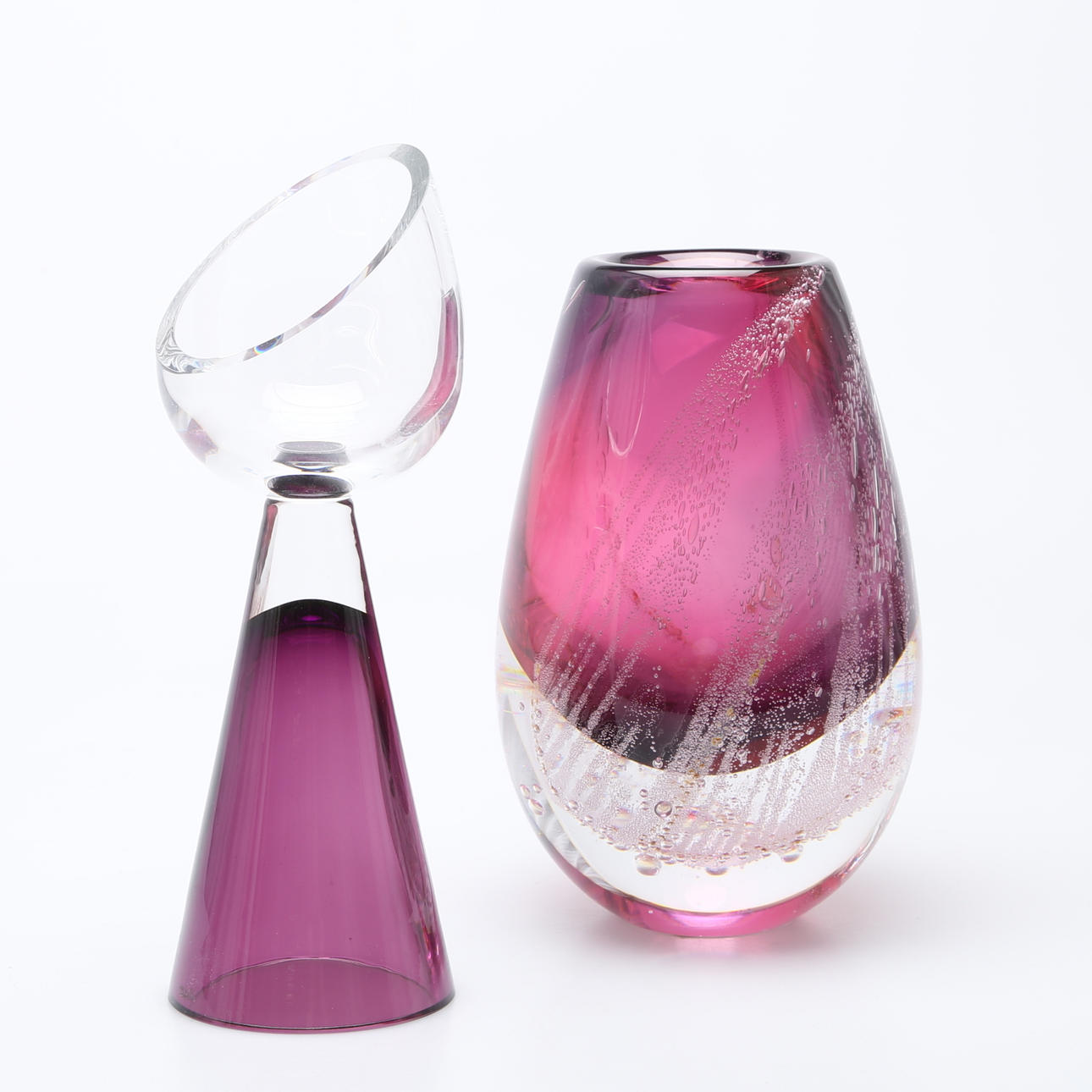 VAS och skulptur, 2 st, glas, Hanne Dreutler, Studio Åhus, 1900-tal.