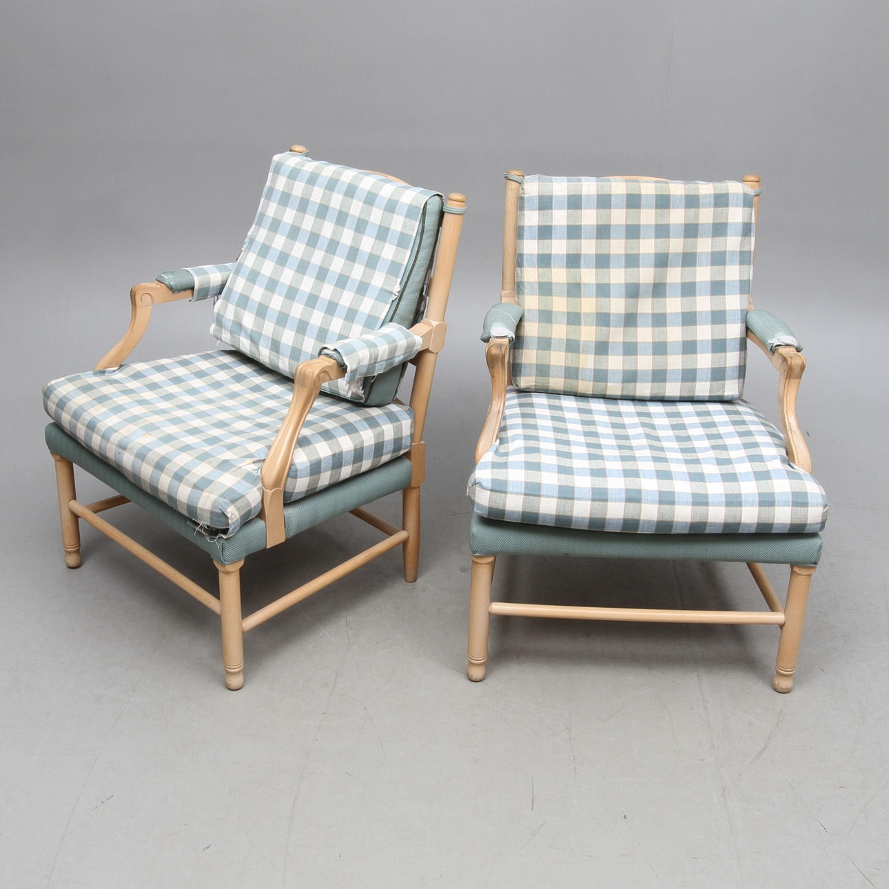 FÅTÖLJER, 1 par, s k gripsholmsmodell, Norell.