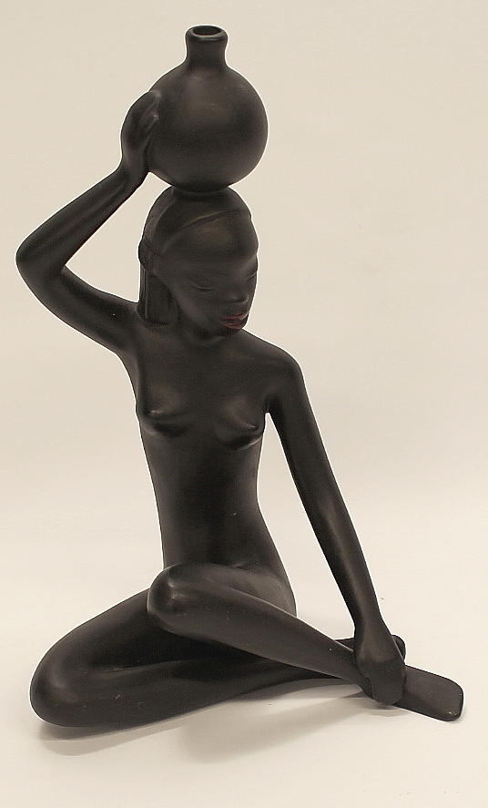 FIGURIN, Afrikansk flicka, Gmundner keramik Österrike.