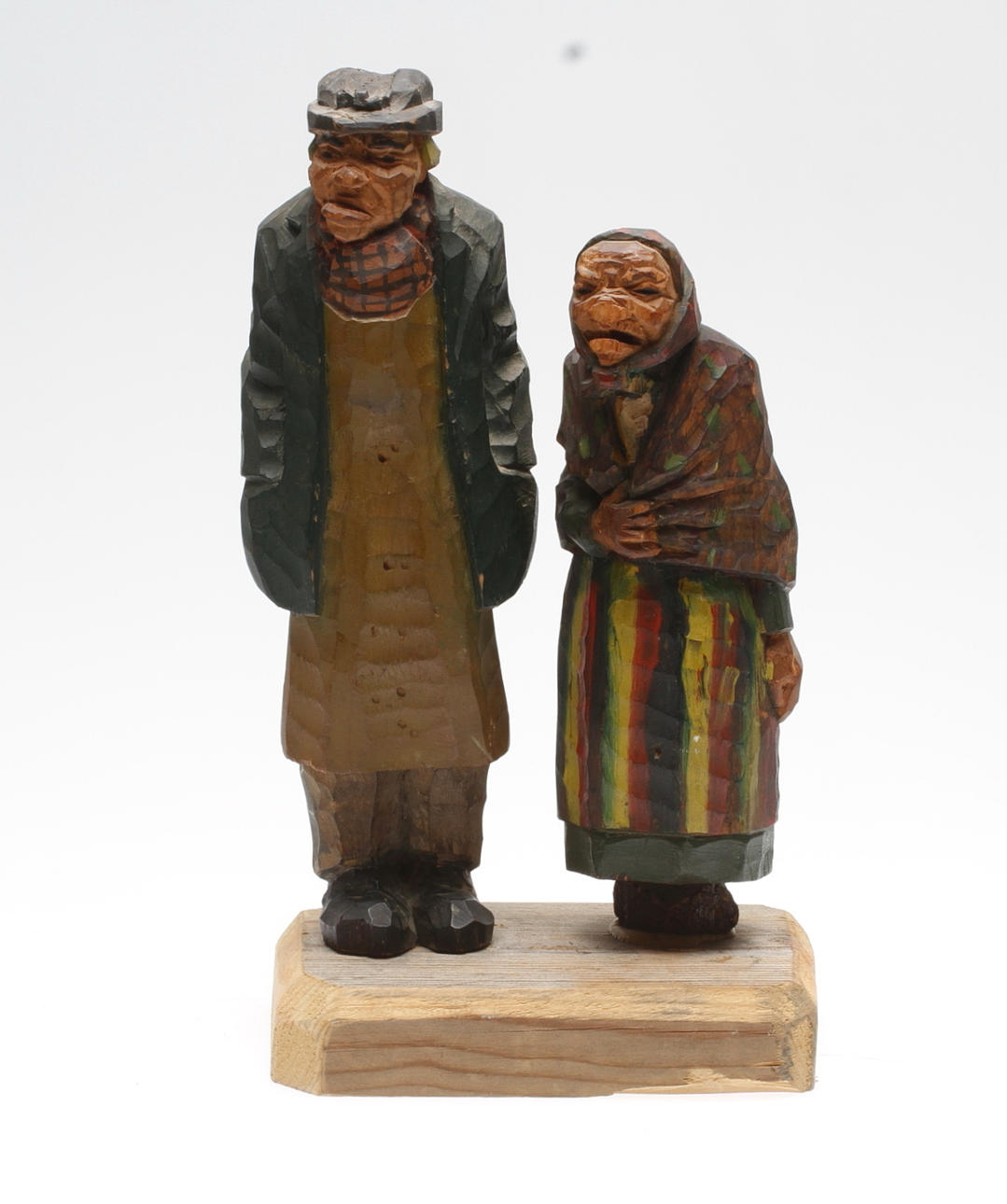 OIDENTIFIERAD KONSTNÄR. Skulptur, snidat trä, osignerad.