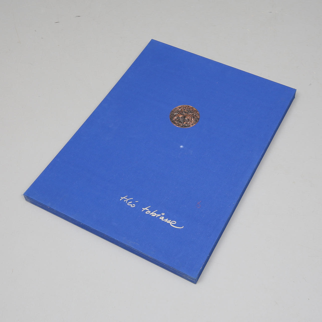 THEO TOBIASSE. mapp, med 6 färglitografier, signerade och numrerade 99/200, utgiven 1975.