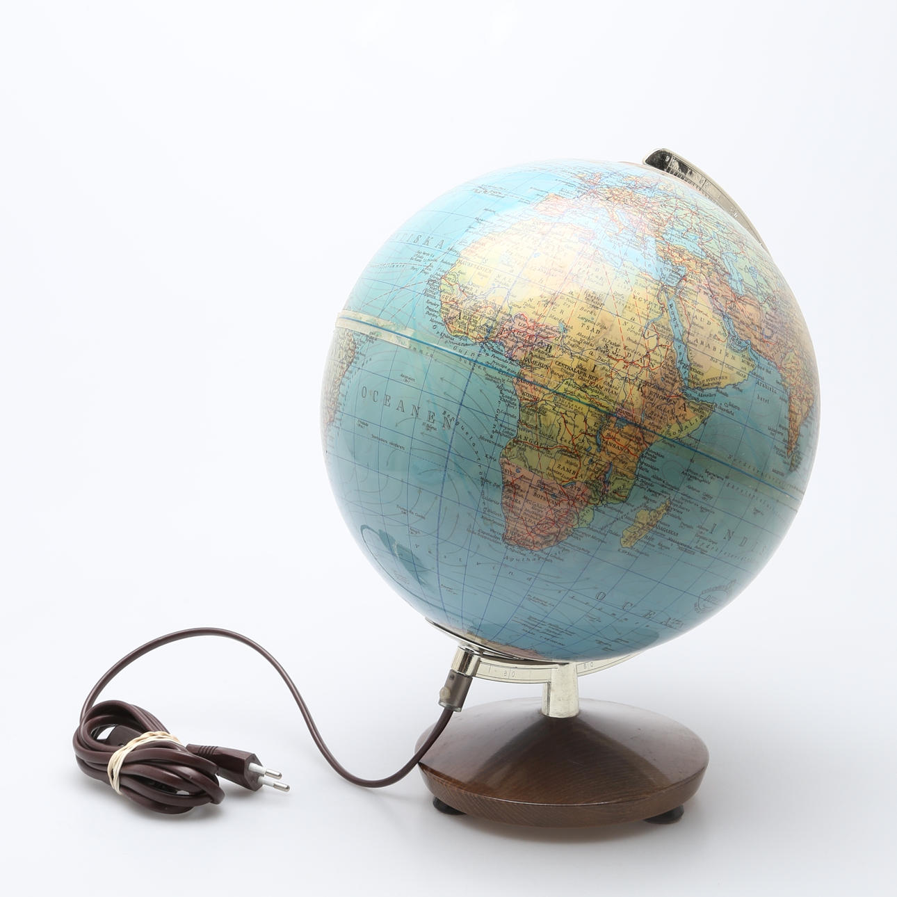 GLOBE, mit Beleuchtung, Duplex Stockholm.