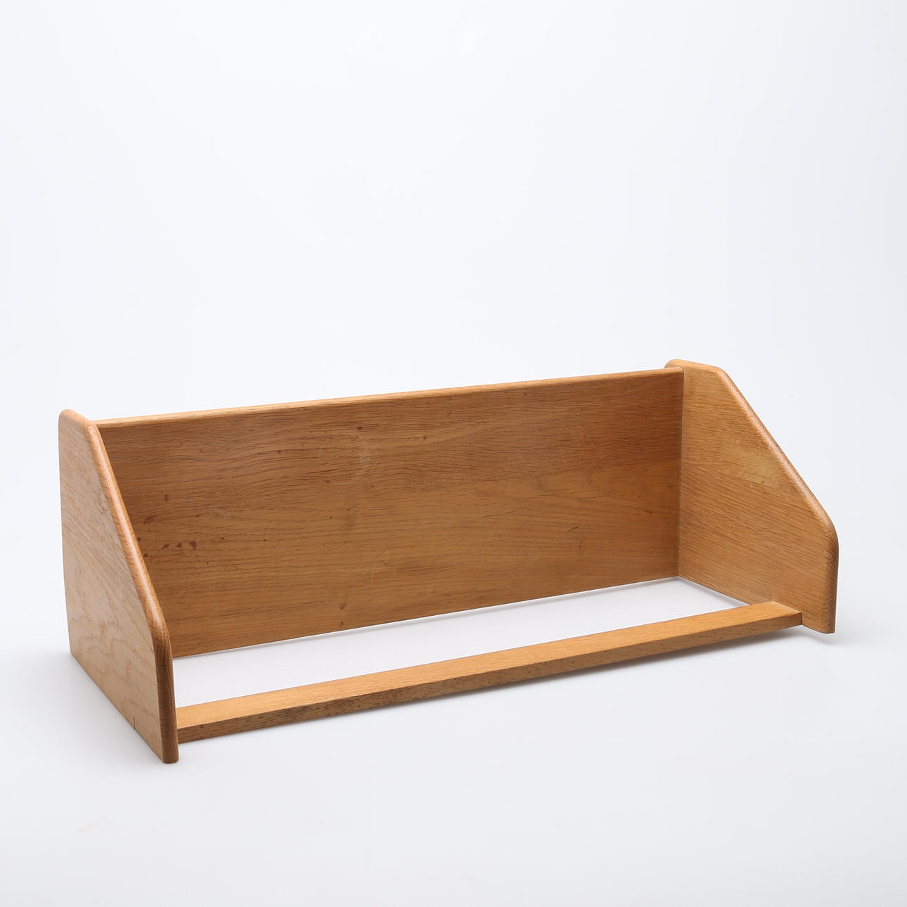 HYLLA, ek, för väggmontage, 1950/60-tal.