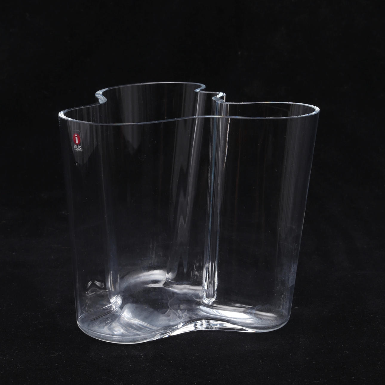 VAS, glas, 'Savoy', Alvar Aalto, Iitala, Finland.