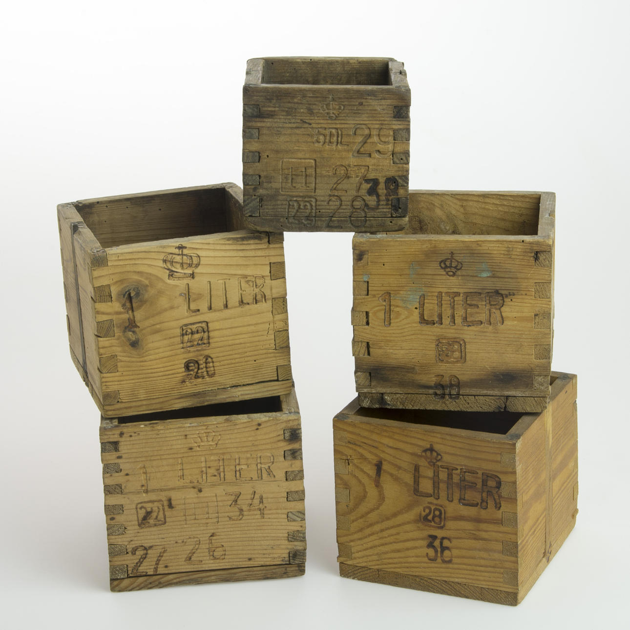 MÅTT, 5 stcken, trä, tidigt 1900-tal.