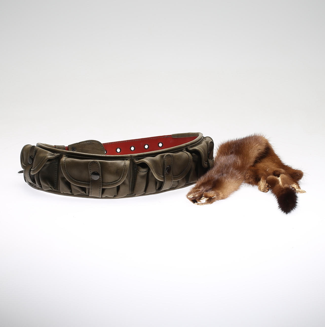 JAKTBÄLTE, patronhållare, skinn.