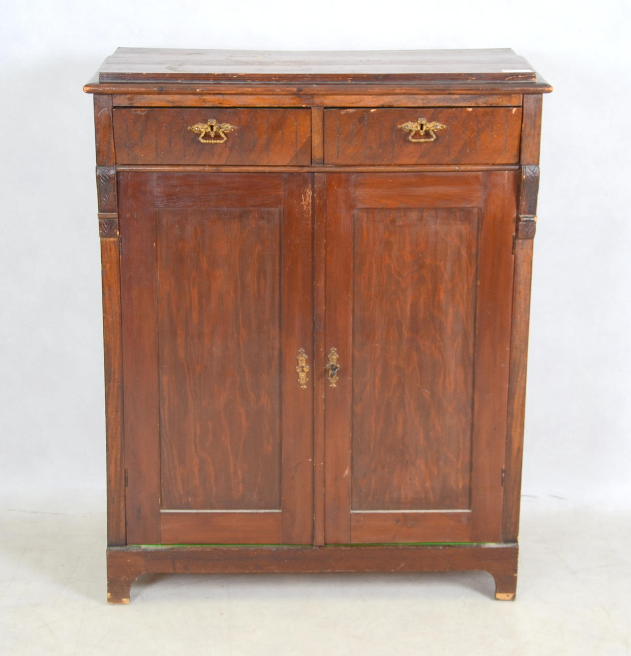 SKÄNK, nyrenässans, sent 1800-tal.