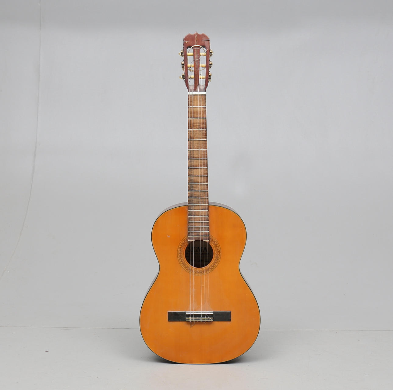 GITARR, akustisk, Sigma, 1900-talets andra hälft.