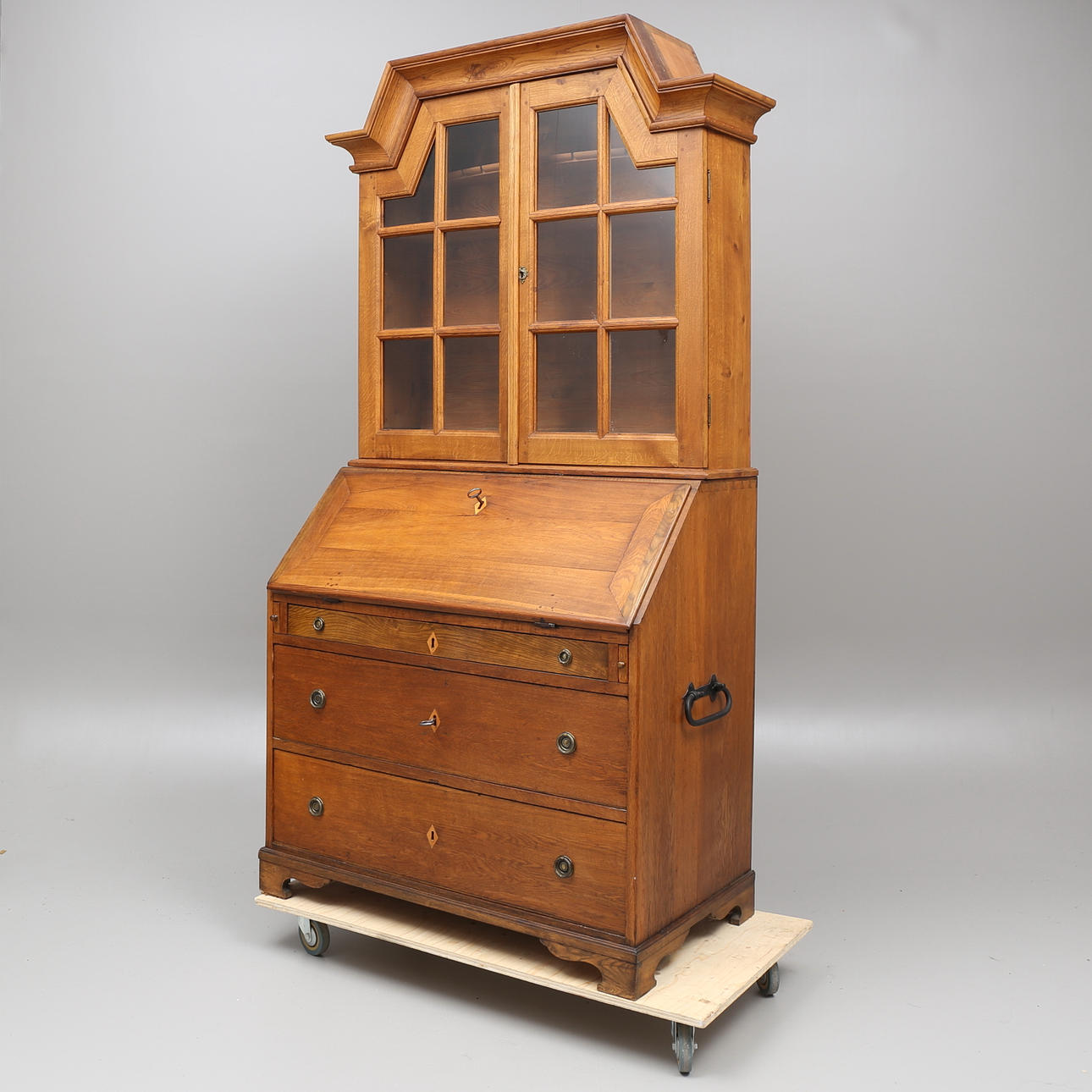 SKRIVSKÅP, delvis 1800-tal.