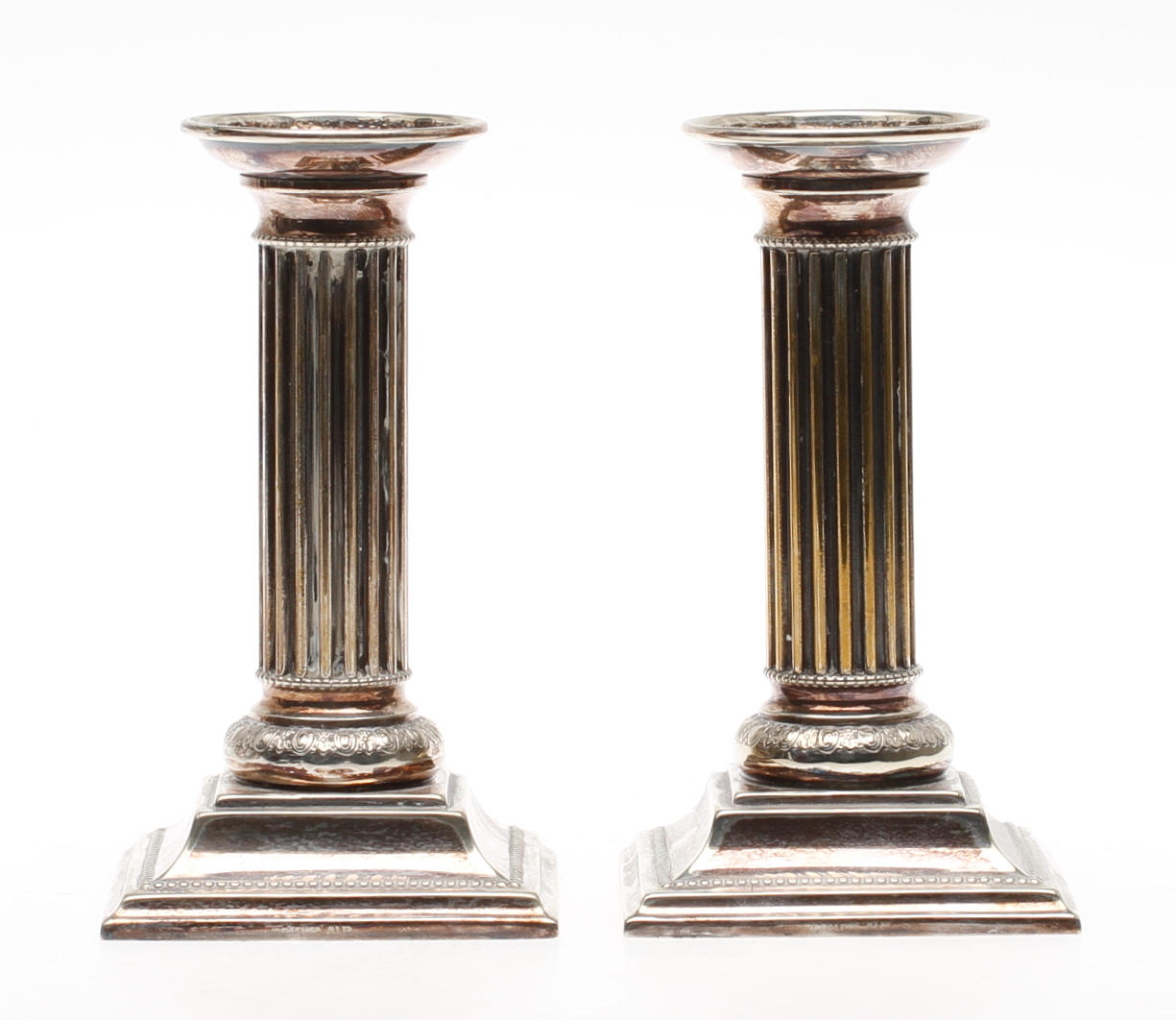 LJUSSTAKAR, ett par, gustaviansk stil, 1900-tal.