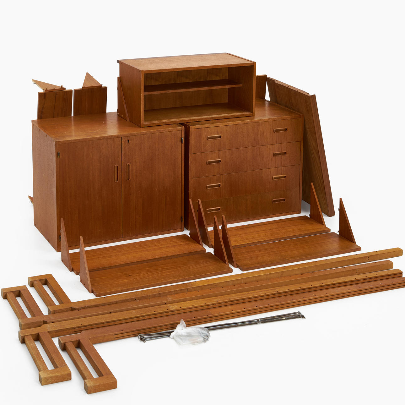 HYLLSYSTEM, teak, 1900-talets mitt.