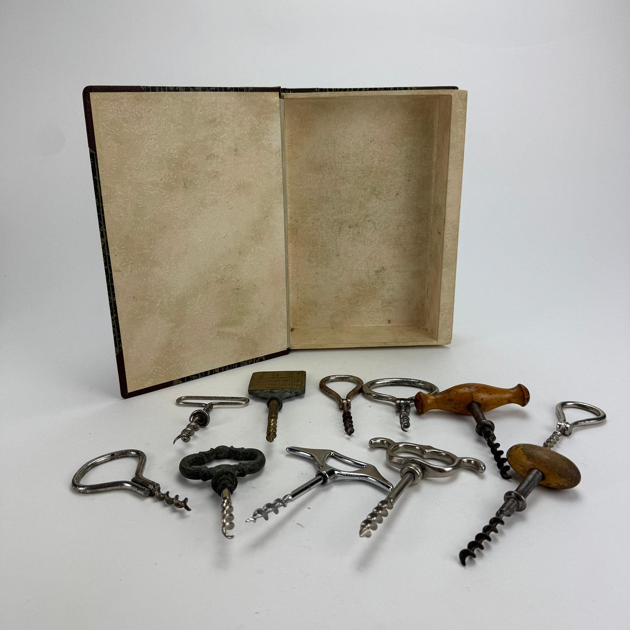 KORKKIRUUVIT, 11 kpl.