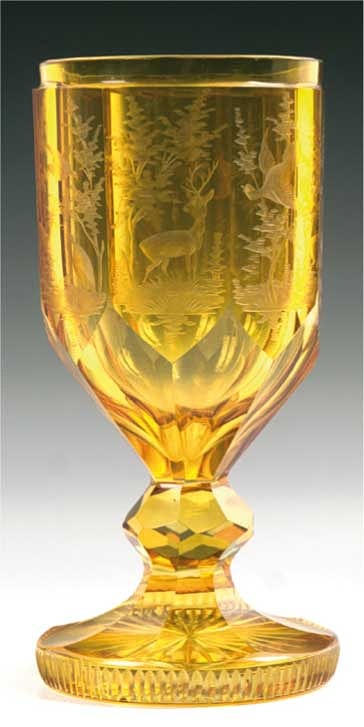 fot kopp, 19 århundrade, klart glas med gult överlägg.