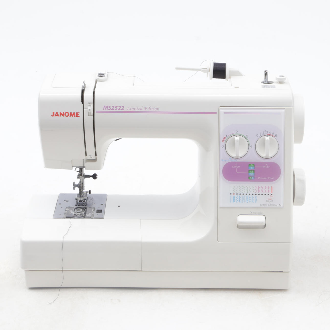 SEWING MACHINE, Janome, Easy Jeans 22. with instruction booklet.