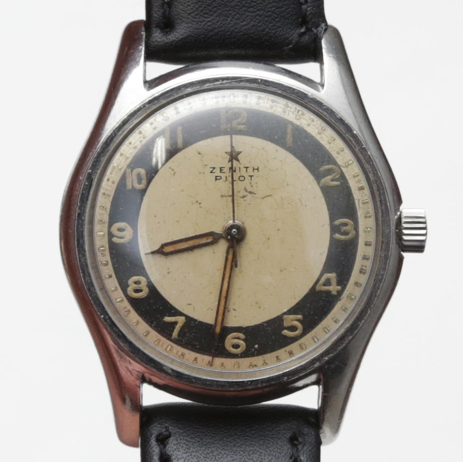 A 1960's Zenith Pilot men's wristwatch.