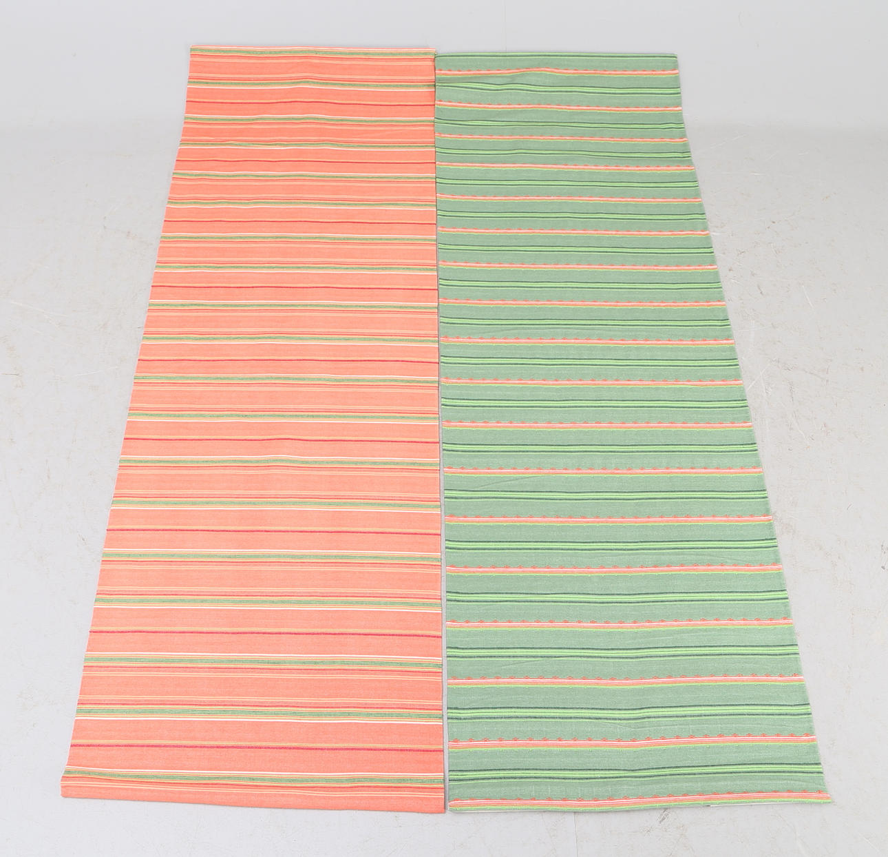 VÄVNADER, 2st, 1900-tal.