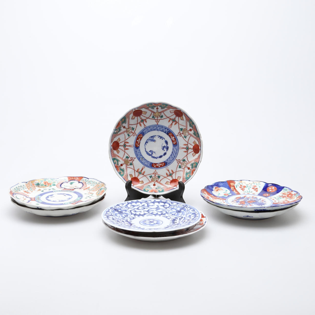 TALLRIKAR, 7 st, porslin, Japan och Kina.