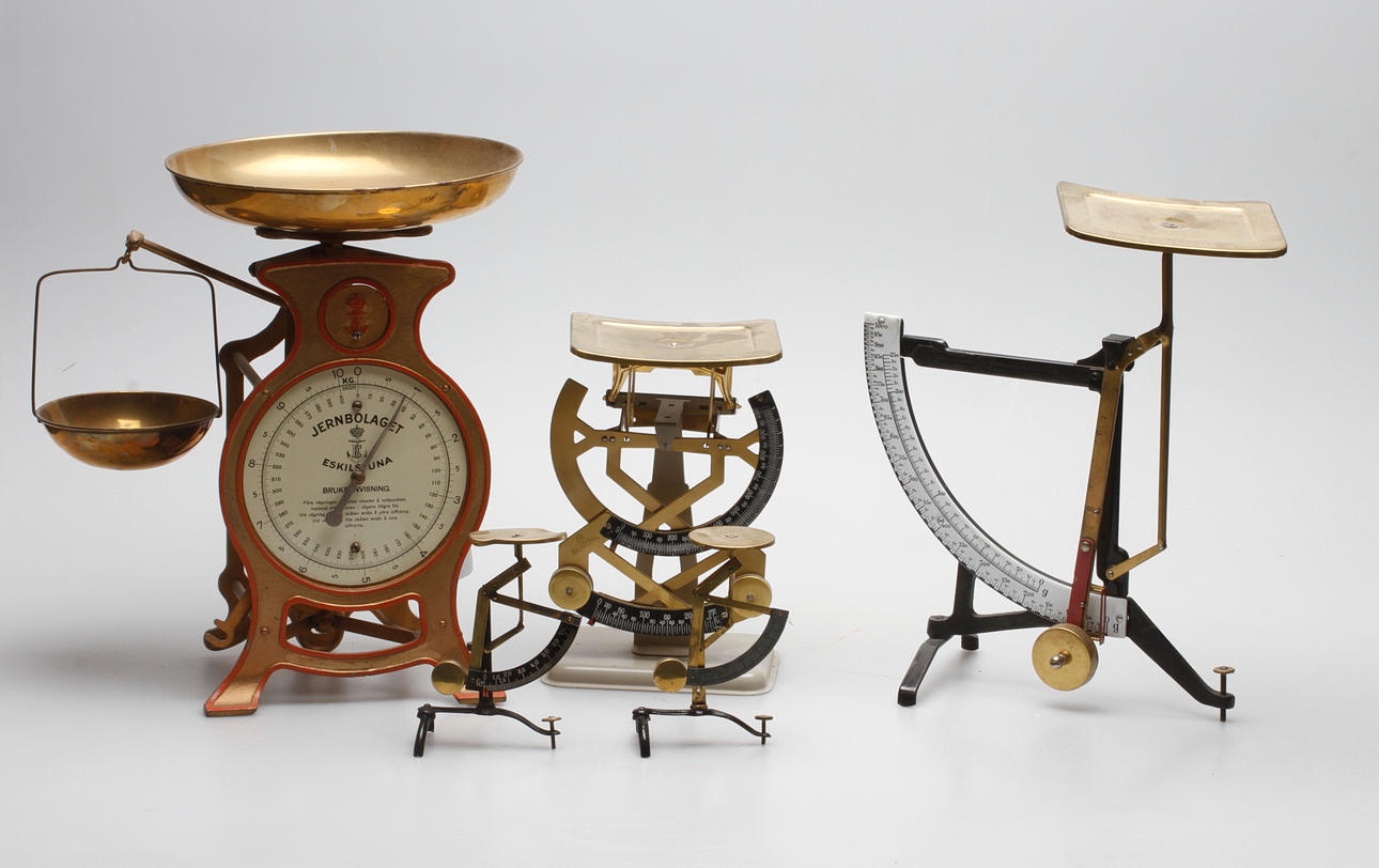 VÅGAR, 5 st, 1900-tal, bland annat Jernbolaget Eskilstuna.