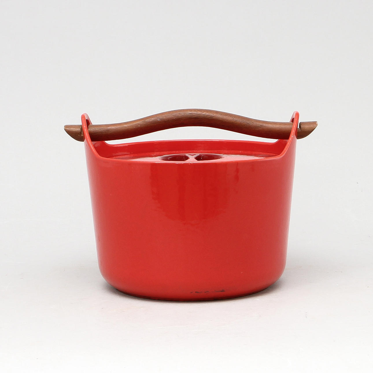 STEKGRYTA, emaljerad. Timo Sarpaneva för Rosenlew, Finland 1960-tal.