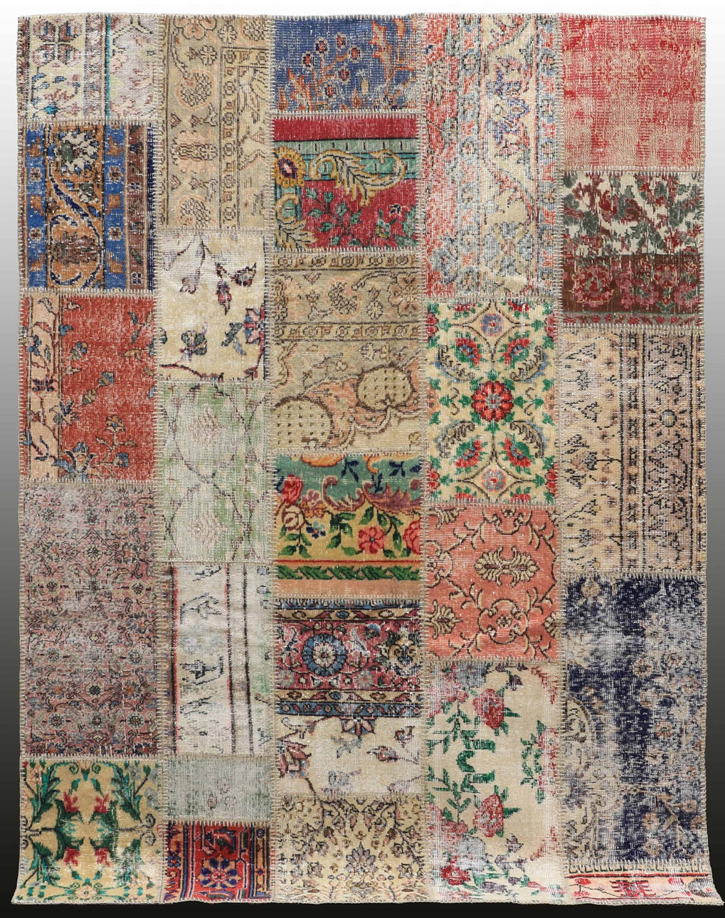 MATTA, carpet patchwork, (fine), 246 x 186 cm.