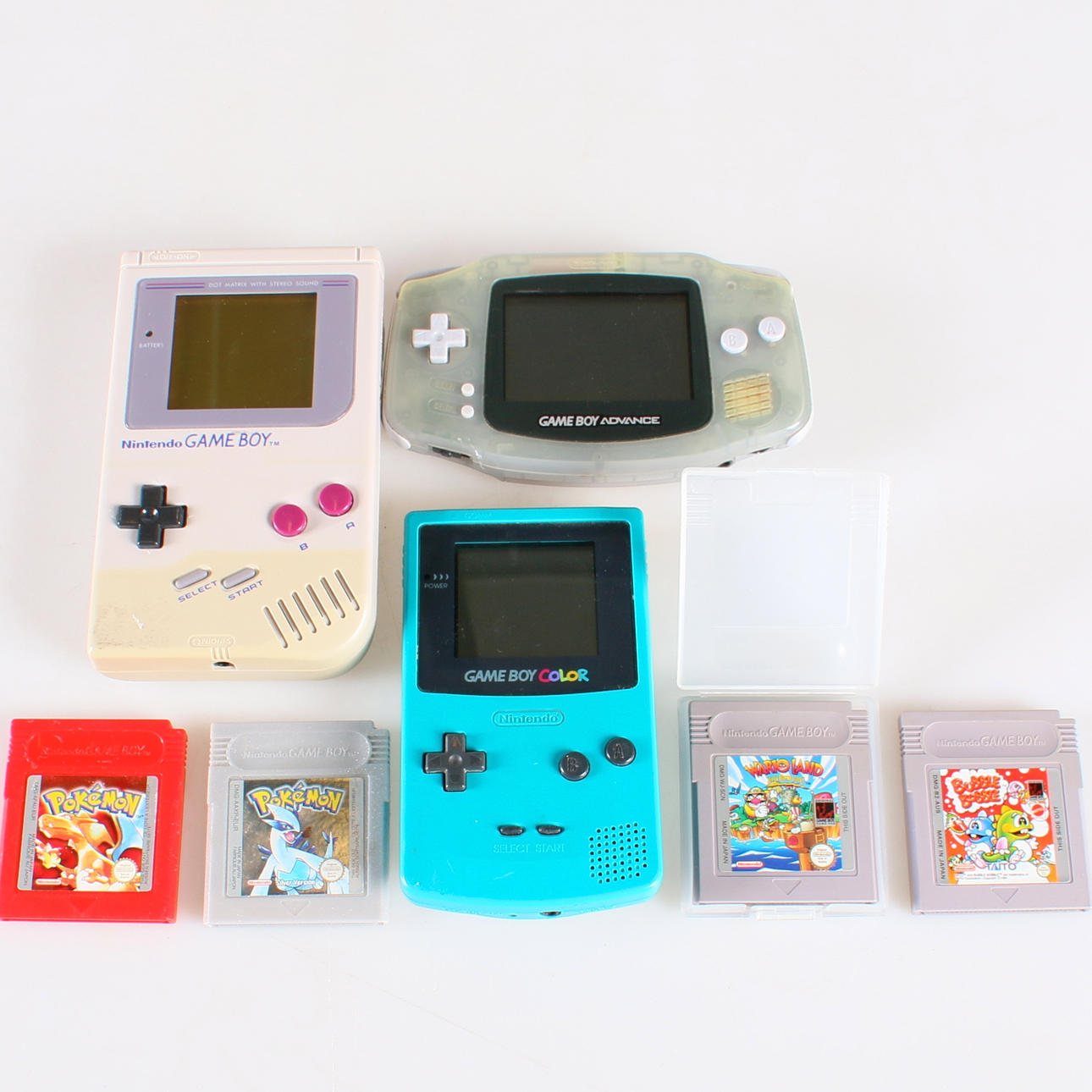 GAMEBOY, 3 st. Gameboy, Gameboy Color samt Gameboy Advance.