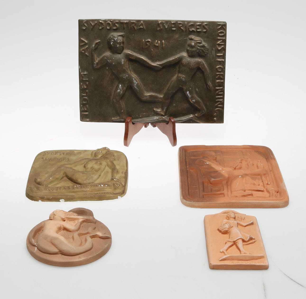 ARVID KÄLLSTRÖM. Reliefer, 5 st, keramik, 1900-tal.