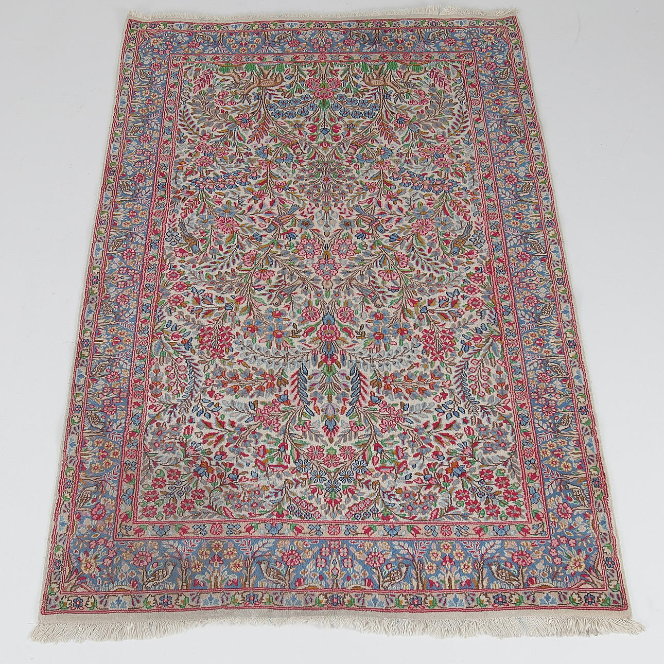 A CARPET, oriental, 234 x 144 cm.