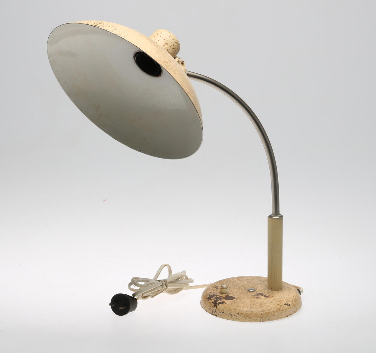 INDUSTRILAMPA, metall, 1900-talets mitt.