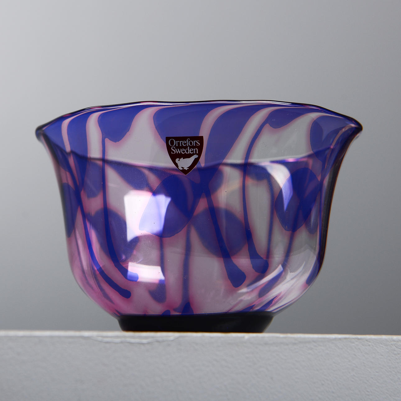 EVA ENGLUND. Bowl, Orrefors, signed and dated 85.