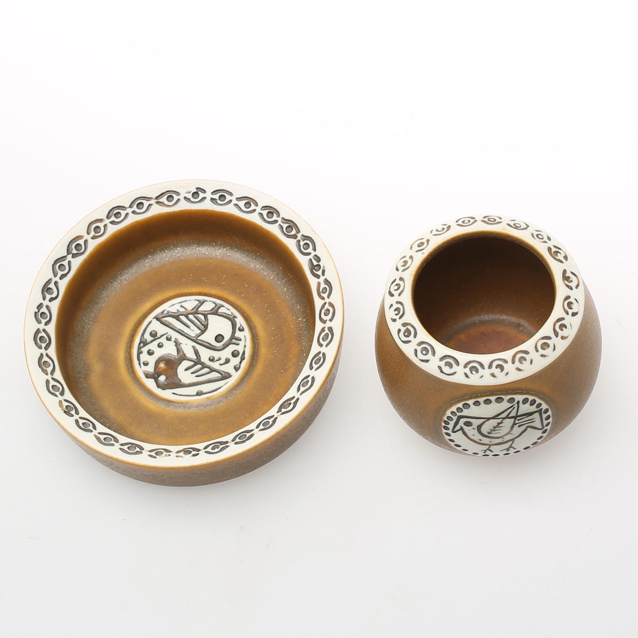 LISA LARSON. FAT och SKÅL, stengods Gustavsberg.