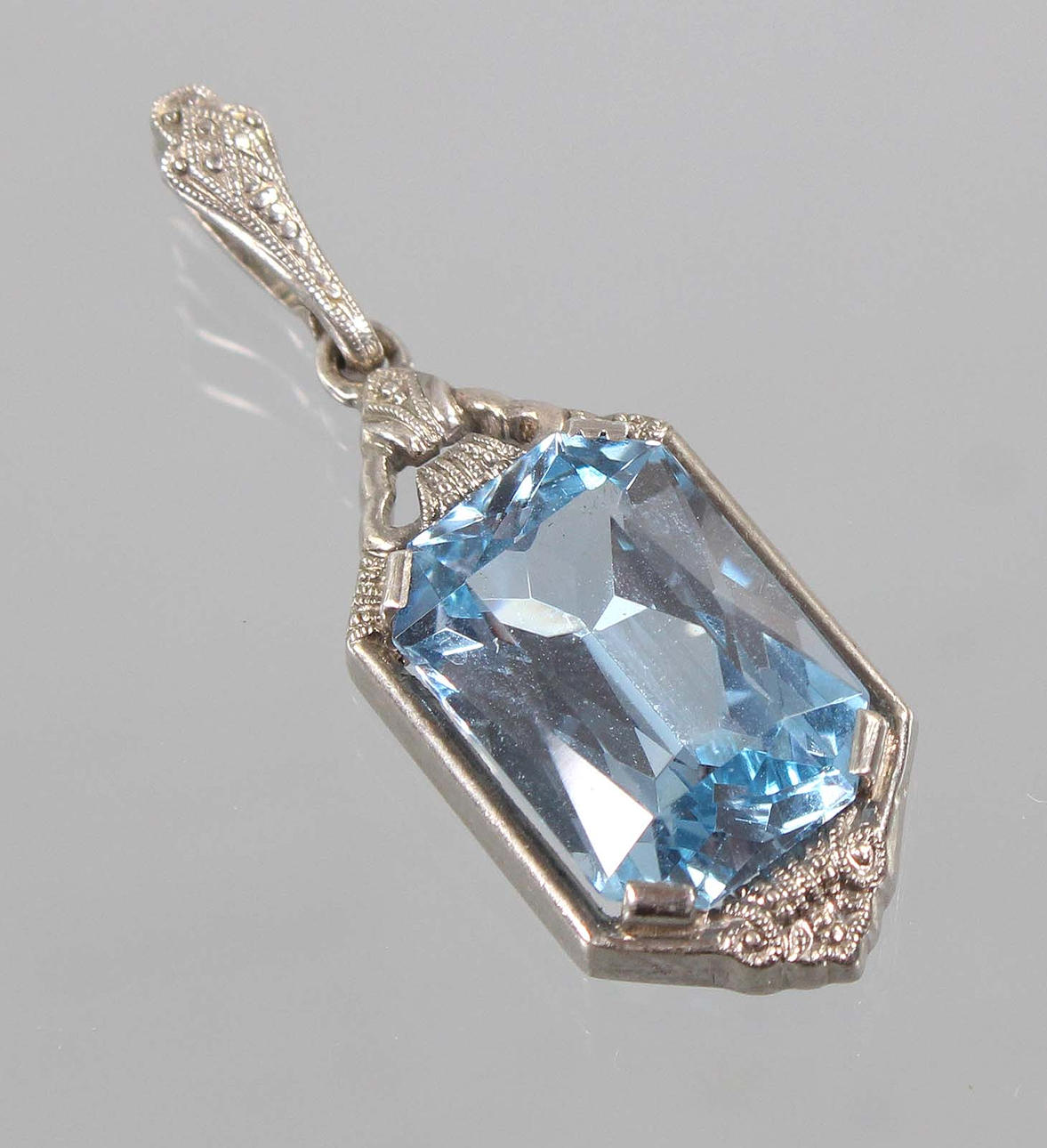 Art deco pendant, silver 835.