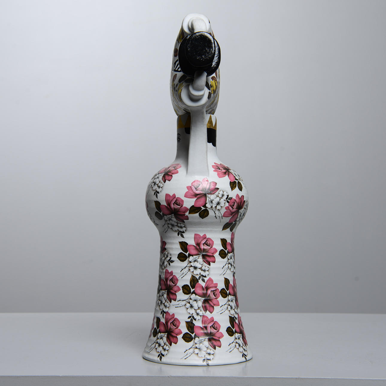 Lisa Larson “STORA” SAMHALLSDEBATTEN LISA LARSON. Figurin, ”Stora Samhällsdebatten”, Gustavsberg 1969-71.