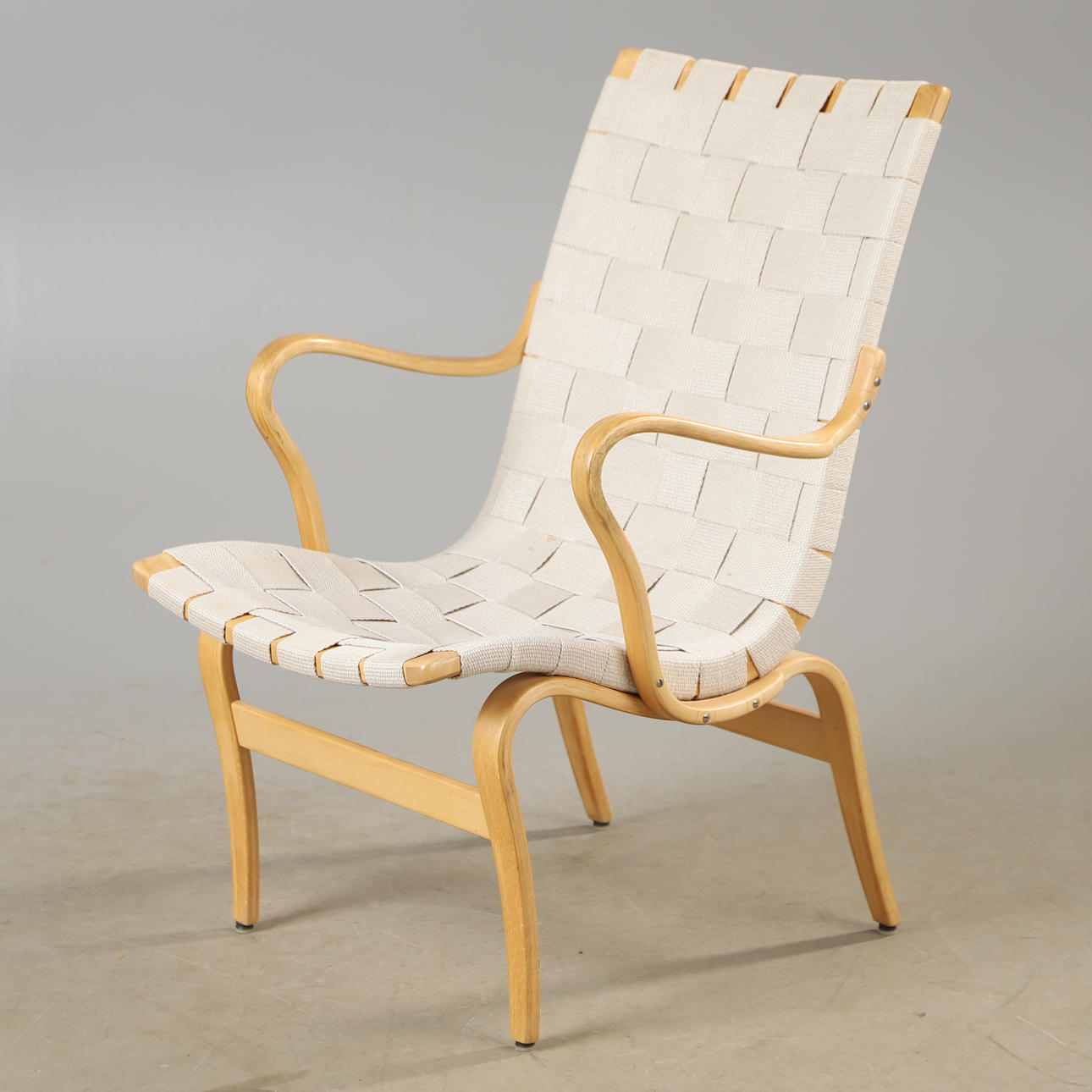 BRUNO MATHSSON. Lænestol, lærred og bog, „Eva“, Karl Mathsson, 1987.