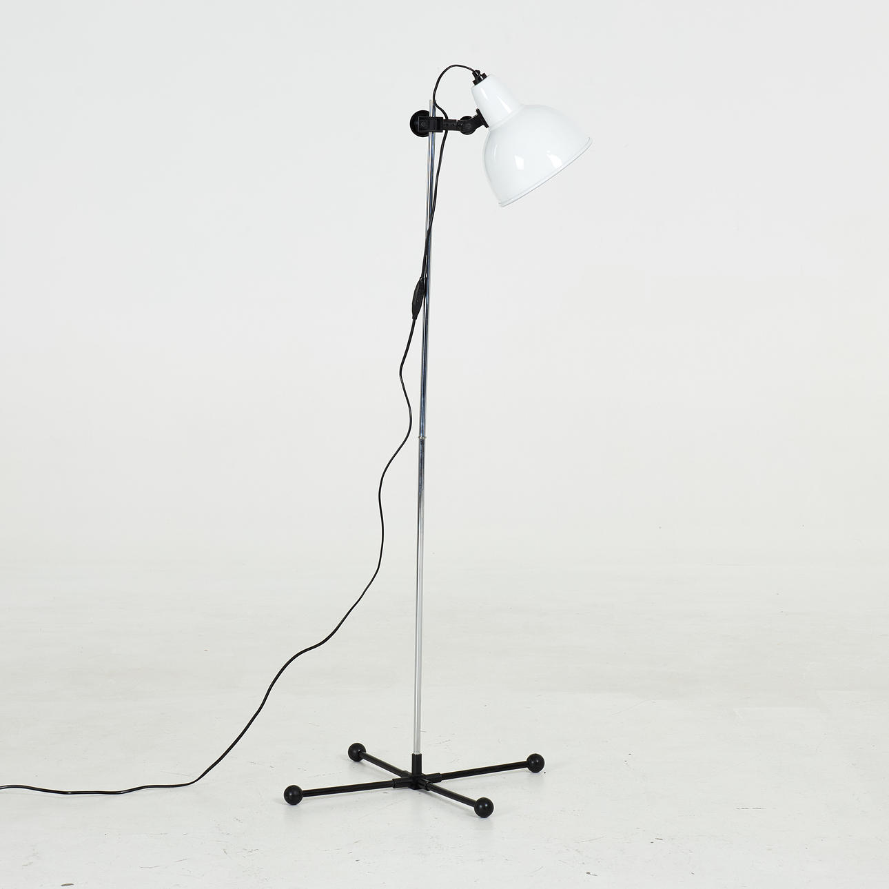 FLOOR LAMP, metal, plastic, adjustable, labeled, Hemi, Denmark.