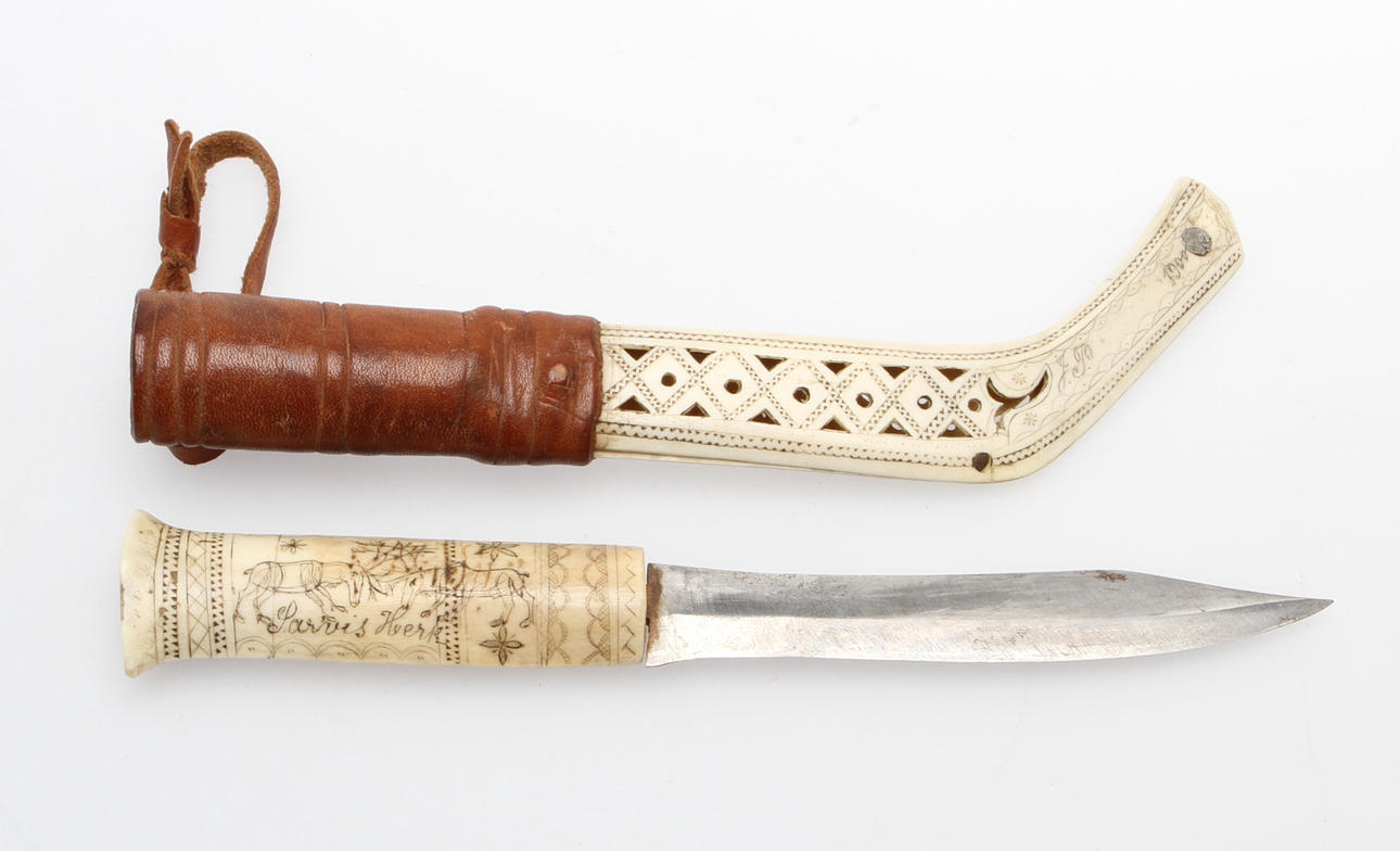 SAMEKNIV, monogramsign J.P.