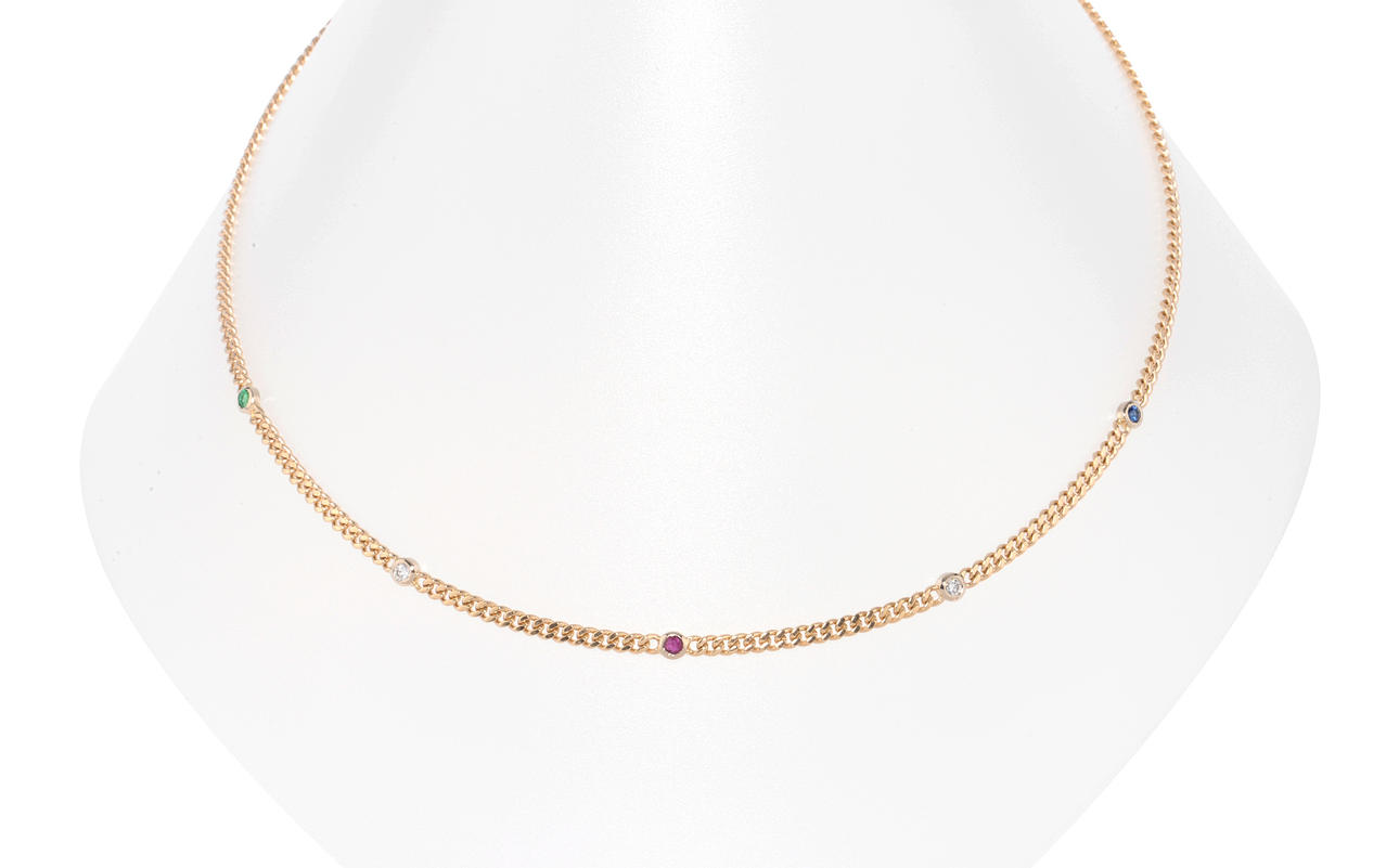 COLLIER. 2 diamanter ca. 0.10 ct, 1 safir vardera, smaragd, rubin, 585 gult guld ca. 10,6 g.
