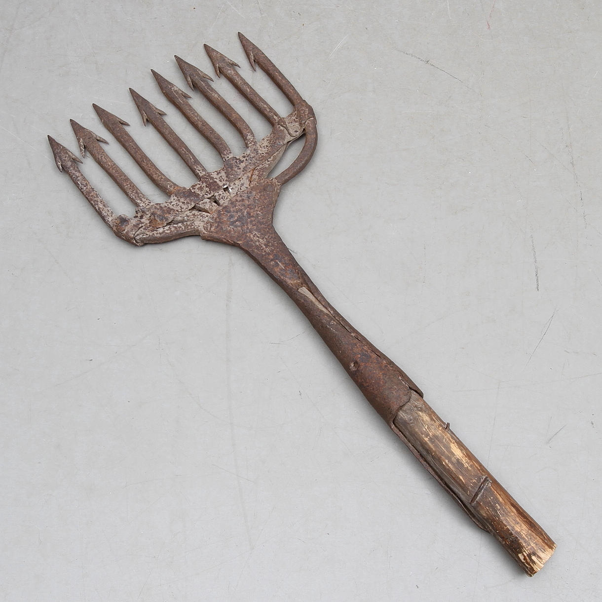 LJUSTER, troligen för lax, 18/1900-tal.