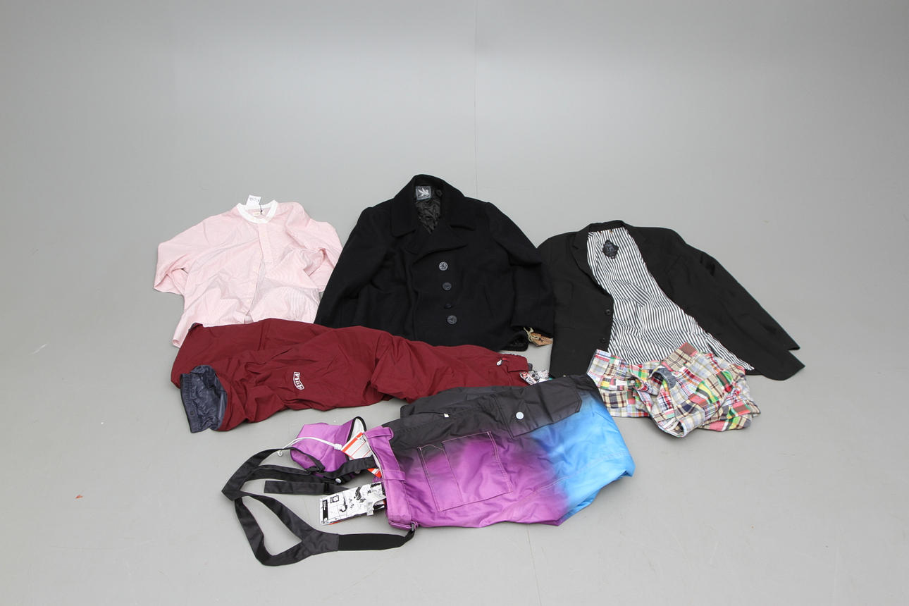 NYA KLÄDER, 6 del, herr storlek xl, konkursen efter first aid.