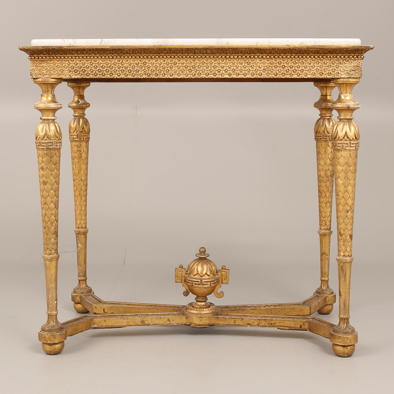 KONSOLBORD, sengustavianskt.