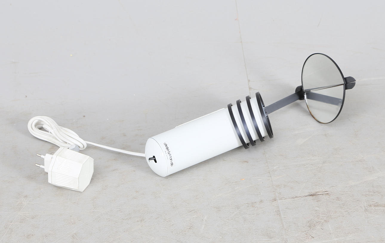 VÄGGLAMPA, "Skarabé", ateljé lyktan, 1900-talets andra hälft.