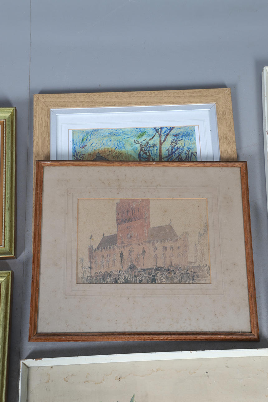 SUURI SEKOITUS KUVIA JA TULOSTEITA.