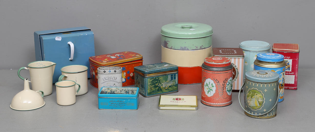 EMALJFÖREMÅL, Kockums och PLÅTBURKAR.