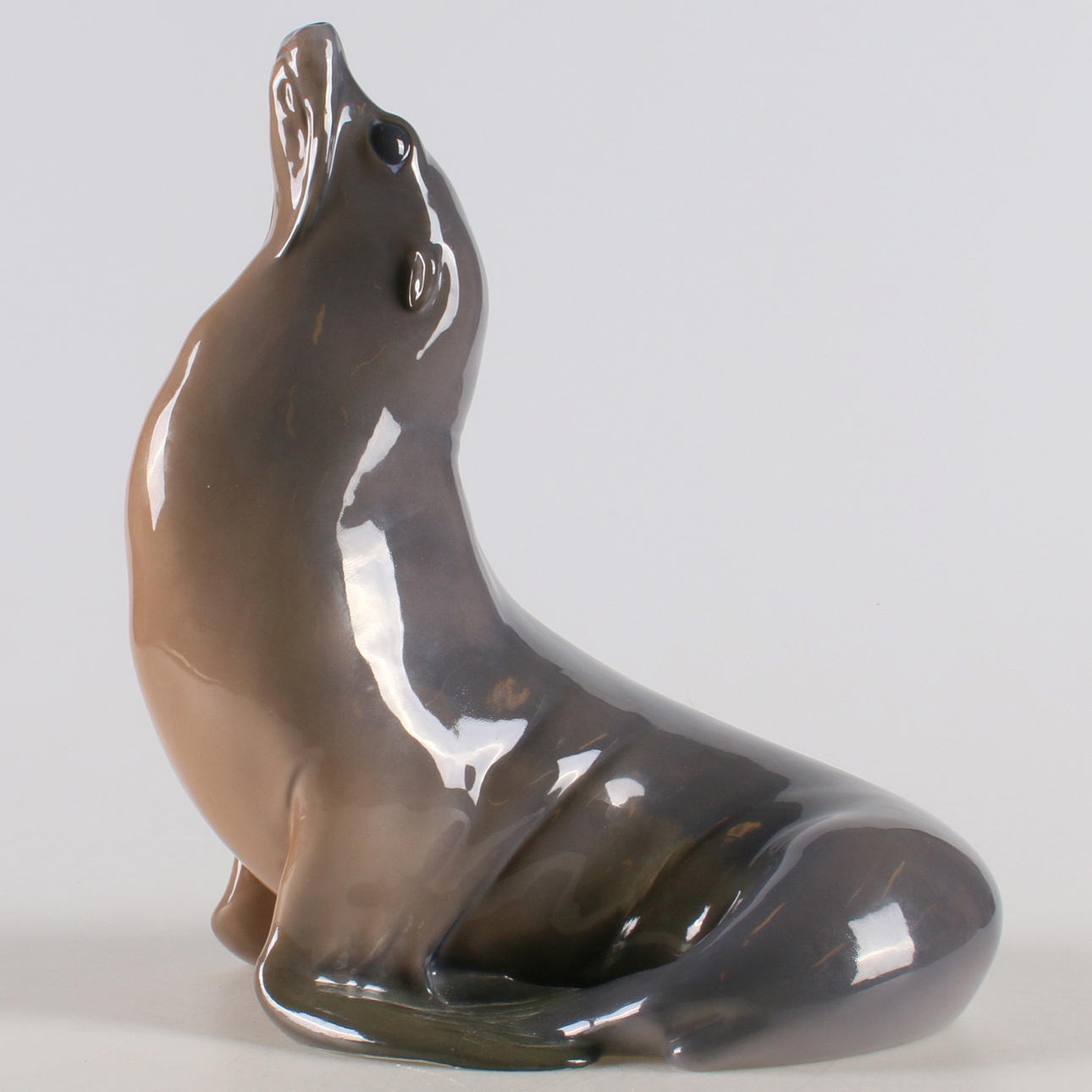 FIGURIN, porslin, säl, Royal Copenhagen, 1900-tal.