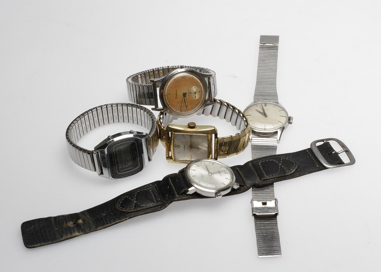 ARMBANDSUR, 5 st, omkring 1900-talets mitt.