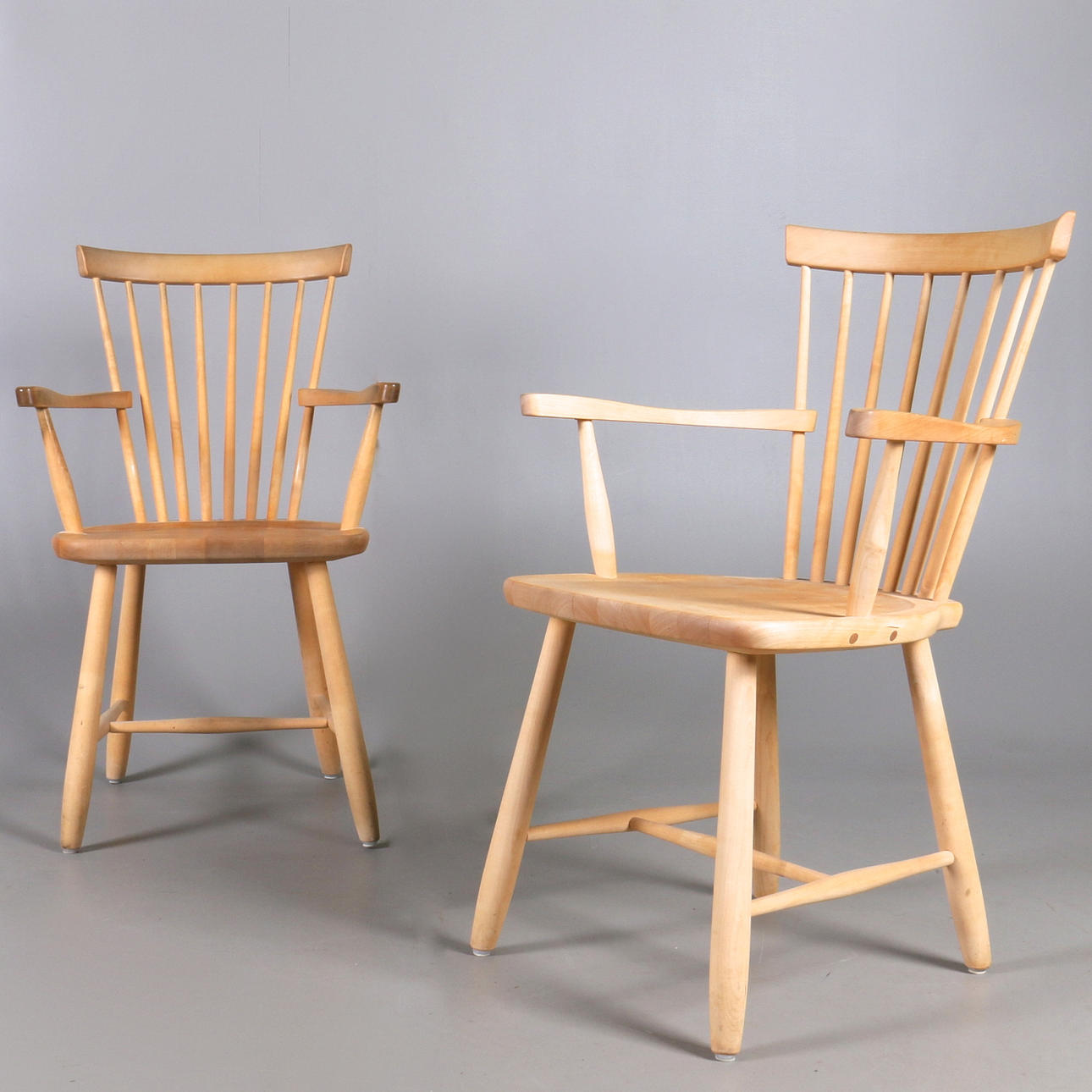 KARMSTOLAR, ett par, björk, "Lilla Åland", Carl Malmsten, Stolab, 2002.